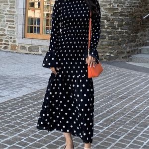 MAXI DRESS - SMALL